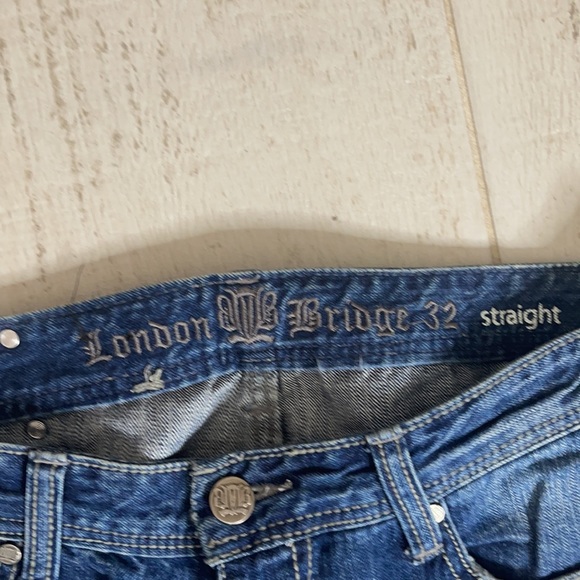 London Bridge Jeans - Picture 5 of 6